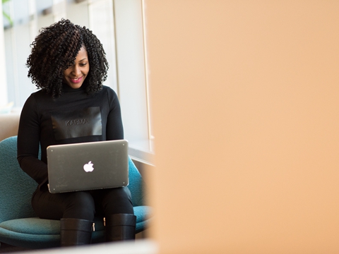 迪拜注冊公司做簽證好辦理嗎？多少錢？