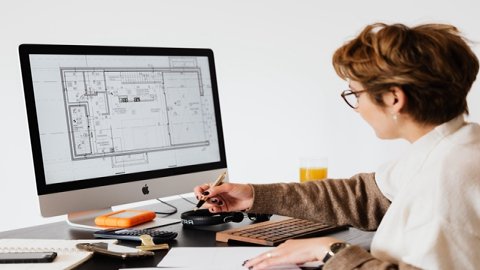 亞馬遜自然排名首頁，是否繼續(xù)投入廣告？