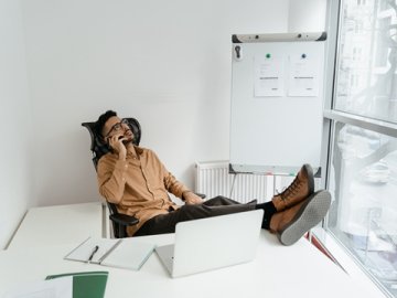 美國(guó)華人銀行的特色服務(wù)與優(yōu)勢(shì)分析