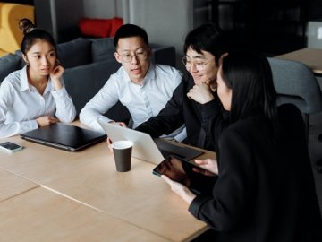 離岸與美國銀行賬戶對比分析