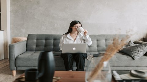 特別區(qū)域出口模式通關(guān)重點(diǎn)：優(yōu)化物流流程、提前報(bào)備和申報(bào)、風(fēng)險(xiǎn)評(píng)估。